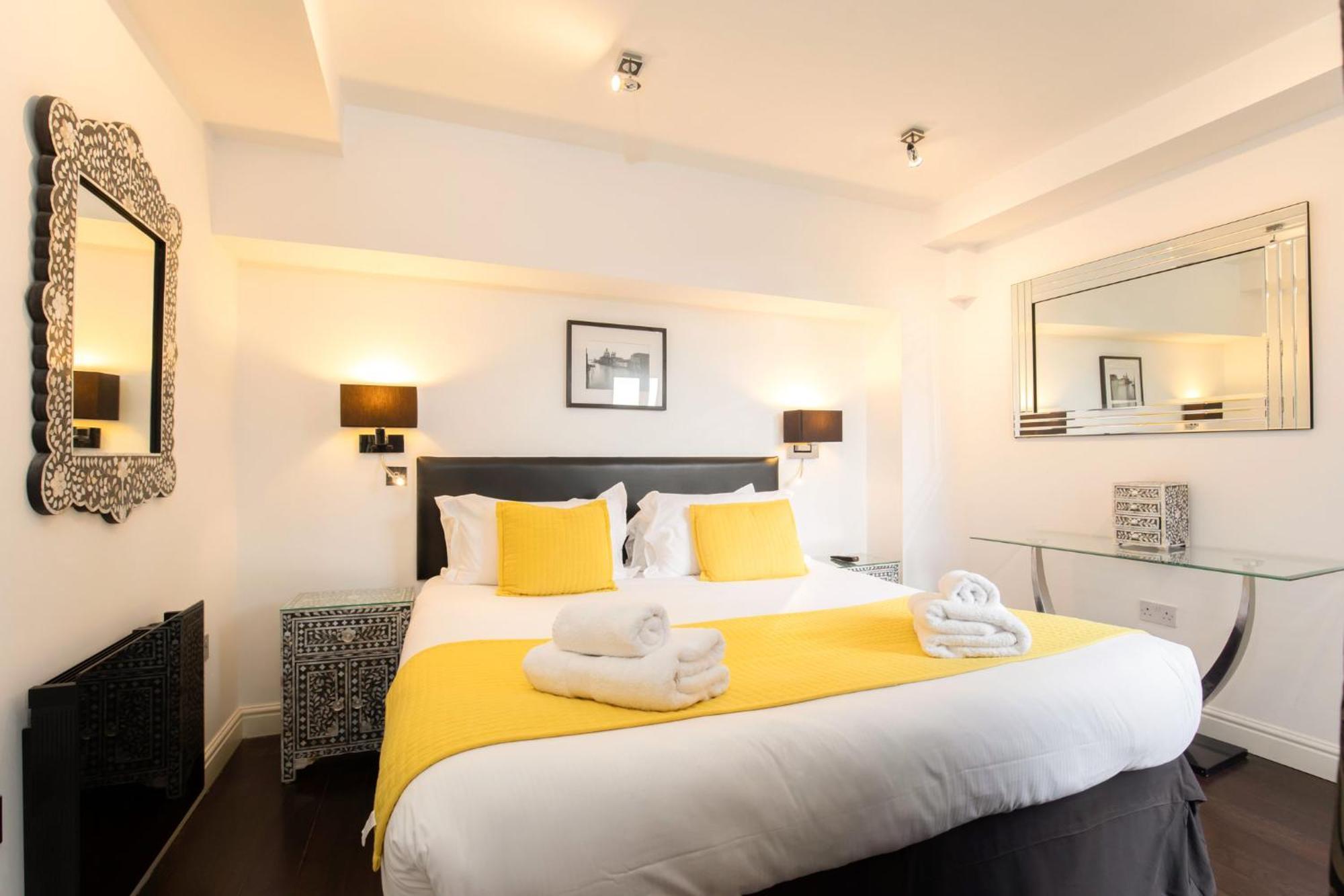 Strozzi Palace Suites By Mansley Cheltenham Luaran gambar