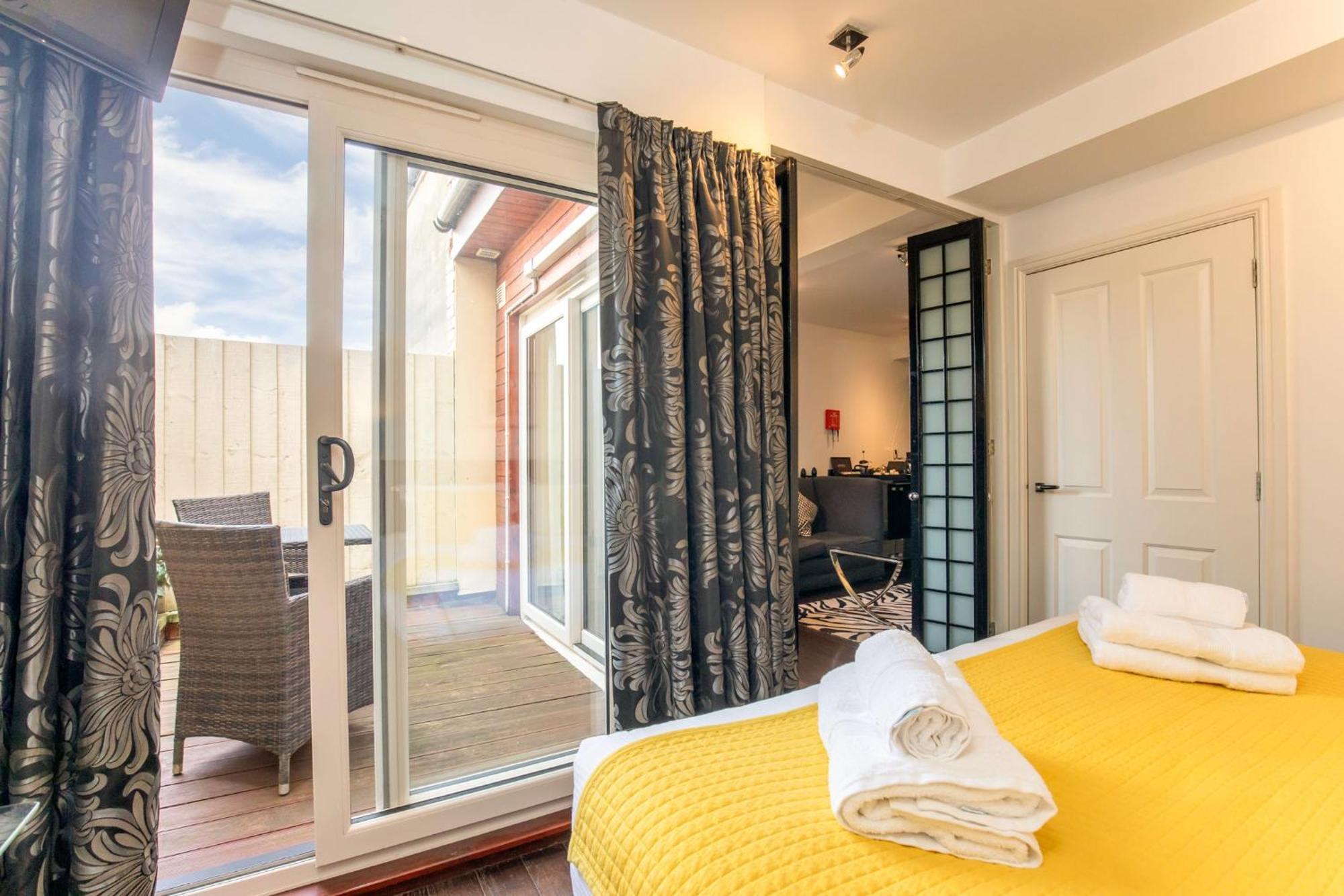 Strozzi Palace Suites By Mansley Cheltenham Luaran gambar