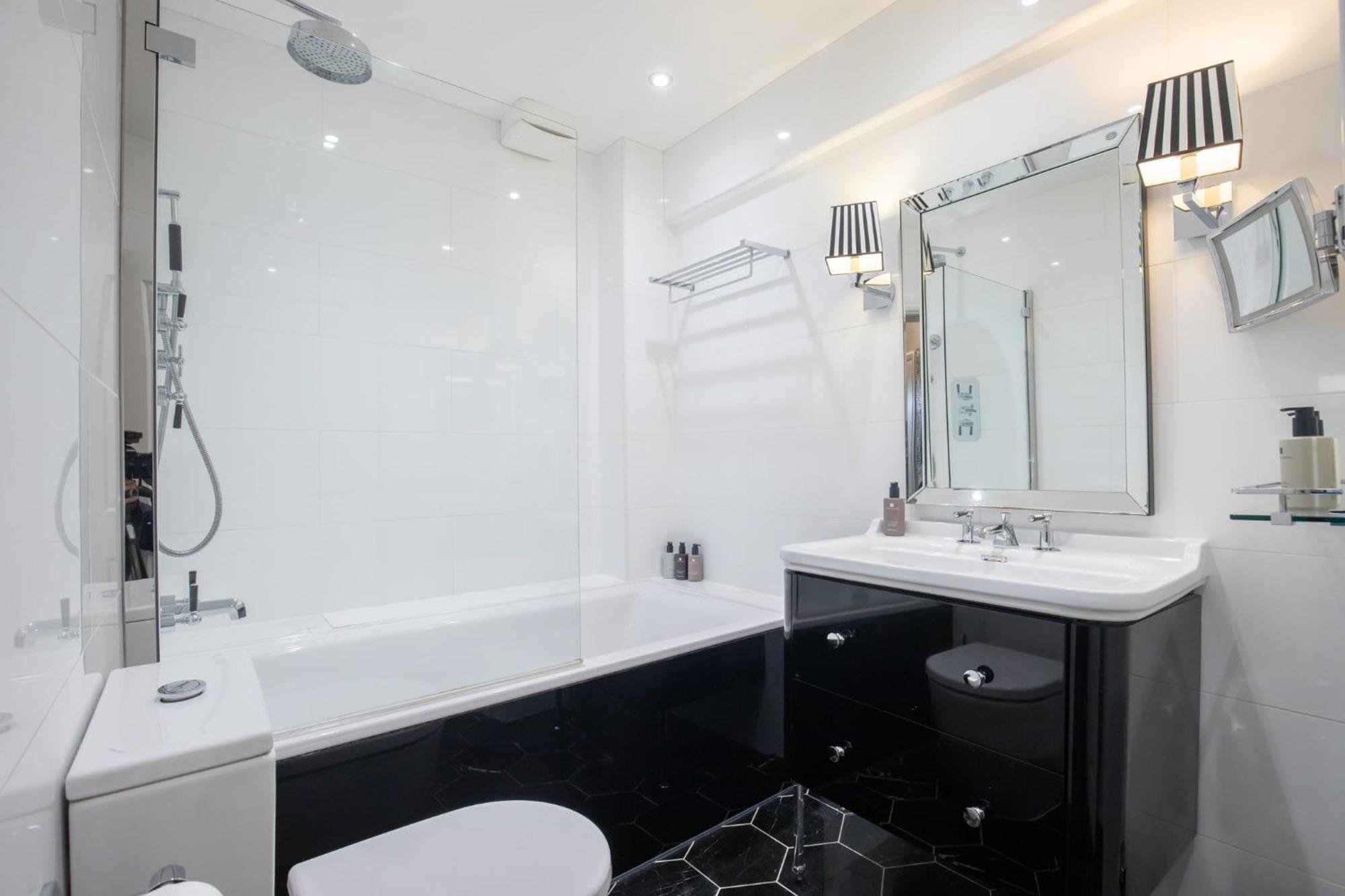 Strozzi Palace Suites By Mansley Cheltenham Luaran gambar