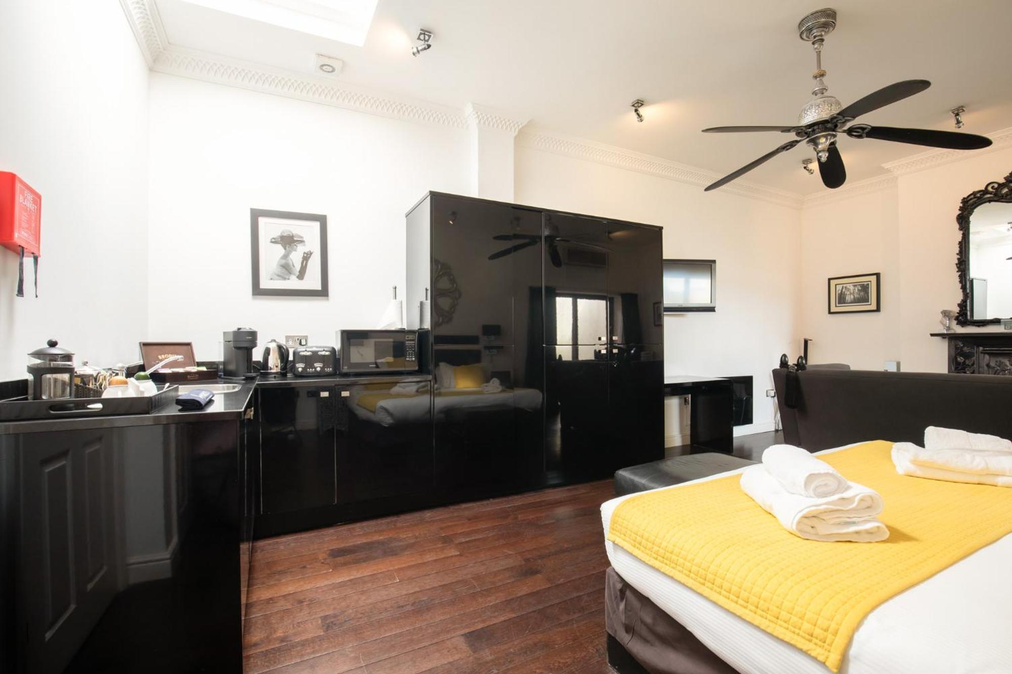 Strozzi Palace Suites By Mansley Cheltenham Luaran gambar