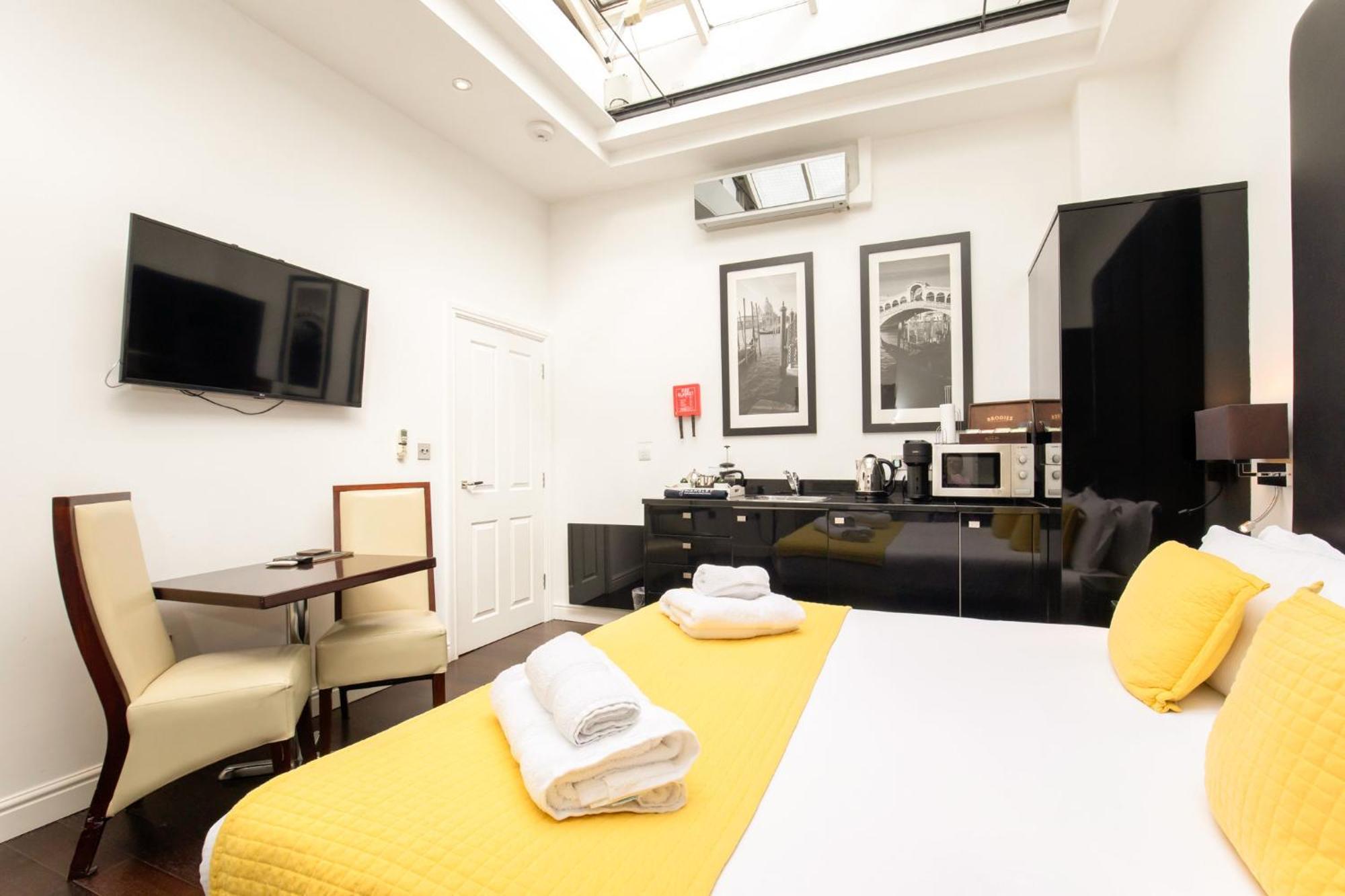 Strozzi Palace Suites By Mansley Cheltenham Luaran gambar