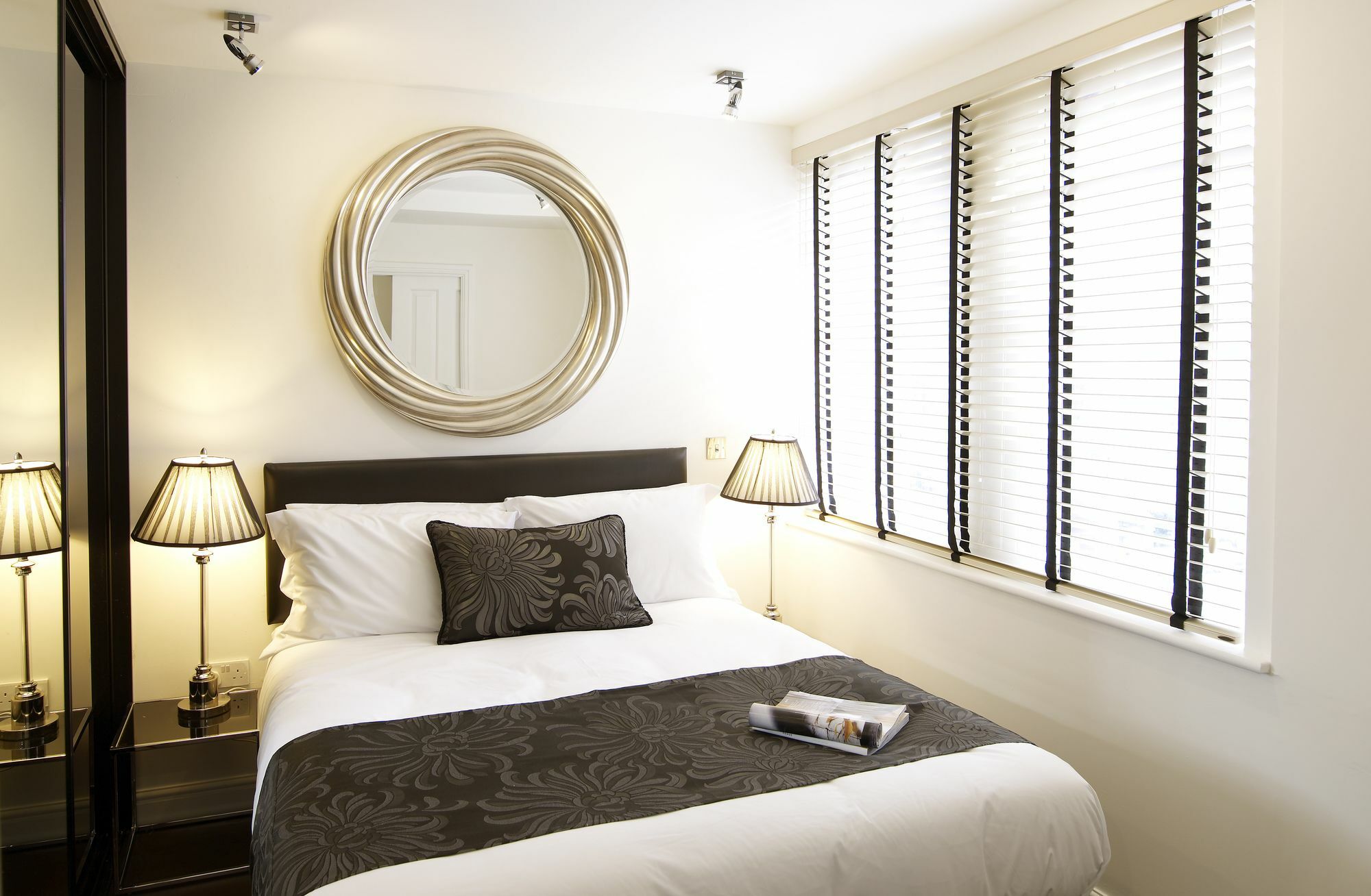 Strozzi Palace Suites By Mansley Cheltenham Luaran gambar